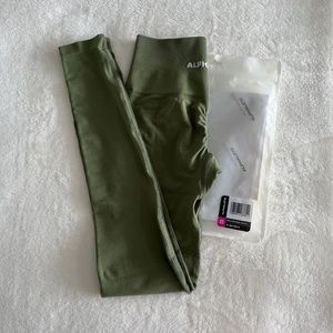 Alphalete amplify leggings in dusty green